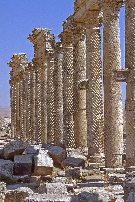 D:\DataFoto\Dia's - Reizen\1990-08-05 Syrie - Jordanie\09 Apamea\Best Of\Syri0184x.jpg