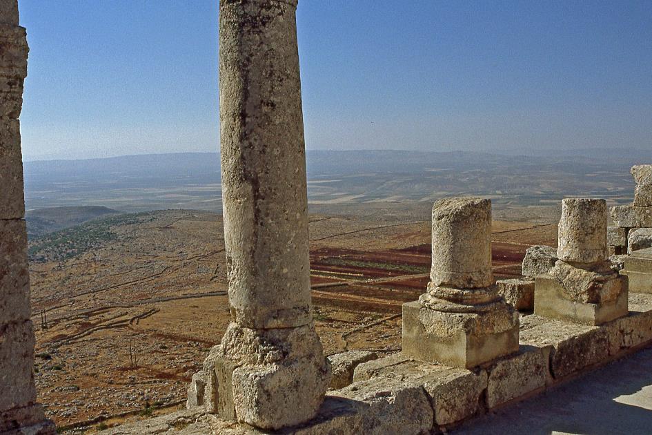 D:\DataFoto\Dia's - Reizen\1990-08-05 Syrie - Jordanie\06 Qalaat Samaan\Best Of\Syri0164x.jpg