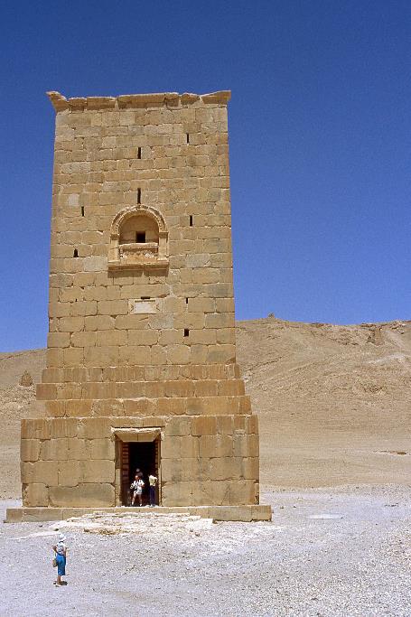 D:\DataFoto\Dia's - Reizen\1990-08-05 Syrie - Jordanie\10 Palmyra\Best Of\Syri0221x.jpg