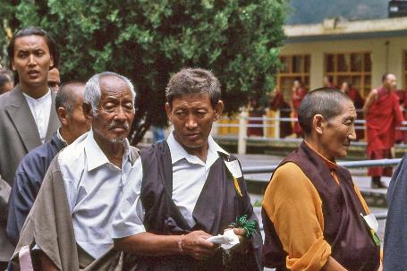 D:\DataFoto\Dia's - Reizen\1995-07-16 Ladakh\01 Dharamshala\Best Of\Ldak0032y.jpg