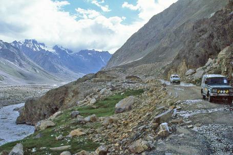 D:\DataFoto\Dia's - Reizen\1995-07-16 Ladakh\03 Naar Kaza\Best Of\Ldak0150y.jpg