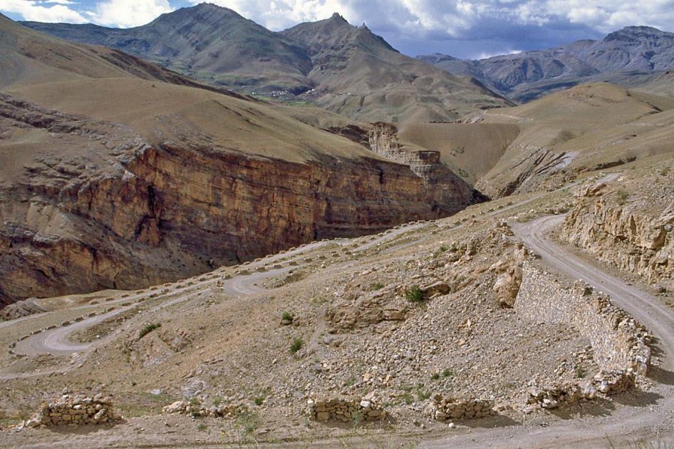 D:\DataFoto\Dia's - Reizen\1995-07-16 Ladakh\04 Spitivallei\Best Of\Ldak0192y.jpg