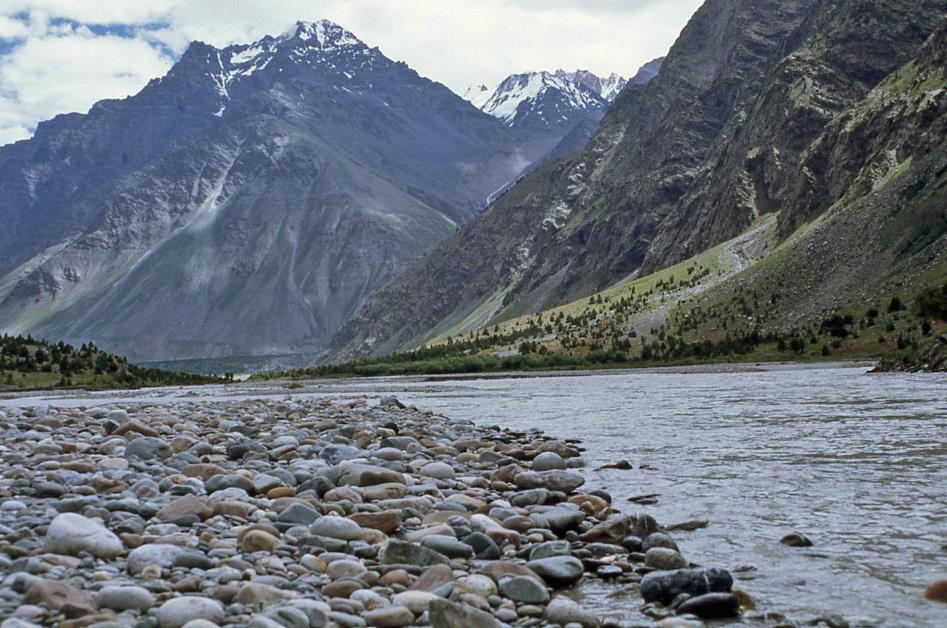 D:\DataFoto\Dia's - Reizen\1995-07-16 Ladakh\05 Naar Leh\Best Of\Ldak0306y.jpg