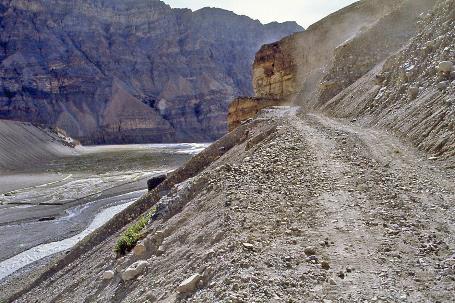 D:\DataFoto\Dia's - Reizen\1995-07-16 Ladakh\05 Naar Leh\Best Of\Ldak0268y.jpg