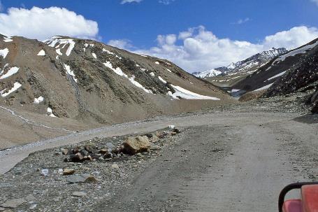 D:\DataFoto\Dia's - Reizen\1995-07-16 Ladakh\05 Naar Leh\Best Of\Ldak0323y.jpg