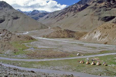D:\DataFoto\Dia's - Reizen\1995-07-16 Ladakh\05 Naar Leh\Best Of\Ldak0327y.jpg