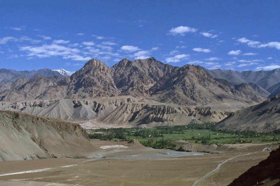 D:\DataFoto\Dia's - Reizen\1995-07-16 Ladakh\08 Kloosters Ladakh\Best Of\Ldak0509y.jpg