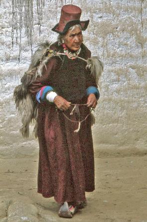D:\DataFoto\Dia's - Reizen\1995-07-16 Ladakh\07 Phyang\Best Of\Ldak0619y.jpg