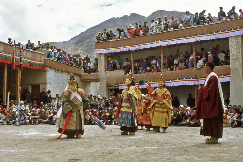 D:\DataFoto\Dia's - Reizen\1995-07-16 Ladakh\07 Phyang\Best Of\Ldak0605y.jpg