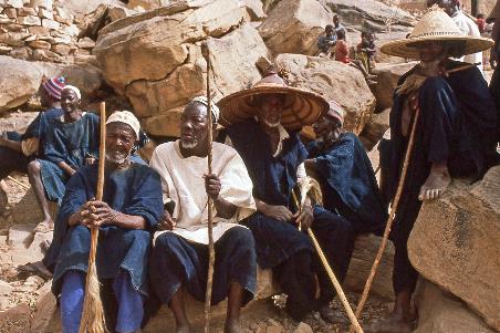 D:\DataFoto\Dia's - Reizen\1998-04-04 Mali - Burkina Faso\09 Dogonland\03 Maskerdans\Best Of\MaBu1295y.jpg