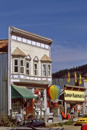 D:\DataFoto\Dia's - Reizen\2005-07-14 BC - Yukon - Alaska\08 Dawson City\Best Of\Alas1172y.jpg