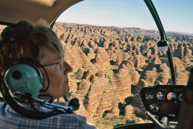 D:\DataFoto\Dia's - Reizen\2008-07-10 West-Australie\67 Purnululu Helikopter\Best Of\WAus0983y.jpg