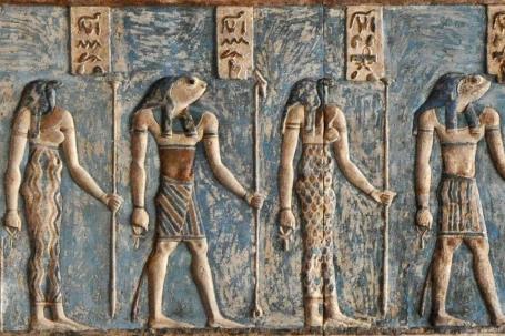 D:\DataFoto\Foto's - Reizen\2010-04-04 Egypte (herschikt)\14 Dendera\Best Of (herschikt)\05 Plafond\EGYP1492y2.jpg