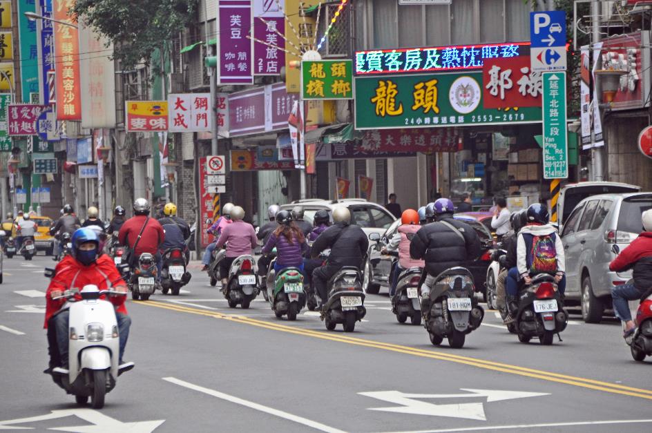 D:\DataFoto\Foto's - Reizen\2013-03-31 Taiwan (herschikt)\24 Taipei - Dihua Street\Best Of\TAIW1796y.jpg
