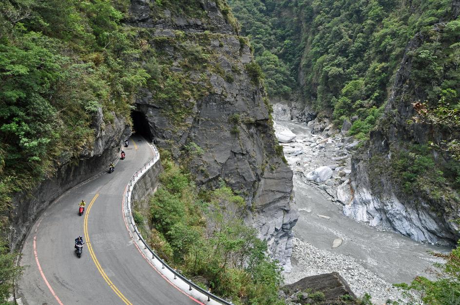 D:\DataFoto\Foto's - Reizen\2013-03-31 Taiwan (herschikt)\16 Lushui Trail\Best Of\TAIW1237y.jpg