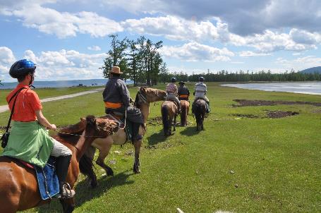 D:\DataFoto\Foto's - Reizen\2013-07-08 Mongolie\09 - Paardrit\Werkmap\MONG1347.JPG