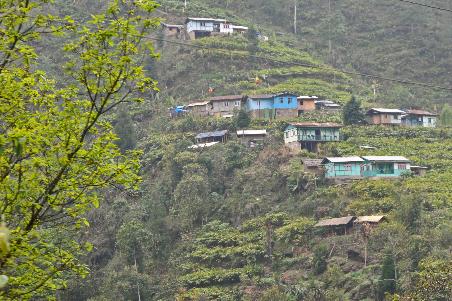 D:\DataFoto\Foto's - Reizen\2014-04-05 Darjeeling - Sikkim - Bhutan\02 Pelling\BHUT0759y.jpg