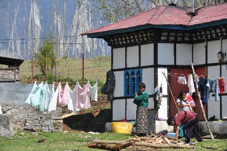 D:\DataFoto\Foto's - Reizen\2014-04-05 Darjeeling-Sikkim-Bhutan\09 Naar Bumthang\09 Werkmap\BHUT2134.JPG