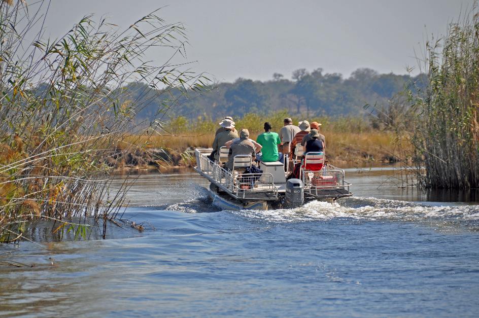 D:\DataFoto\Foto's - Reizen\2014-07-09 Victoria Falls\20 Mazambala Safari 3N\Best Of\VICT3508y.jpg