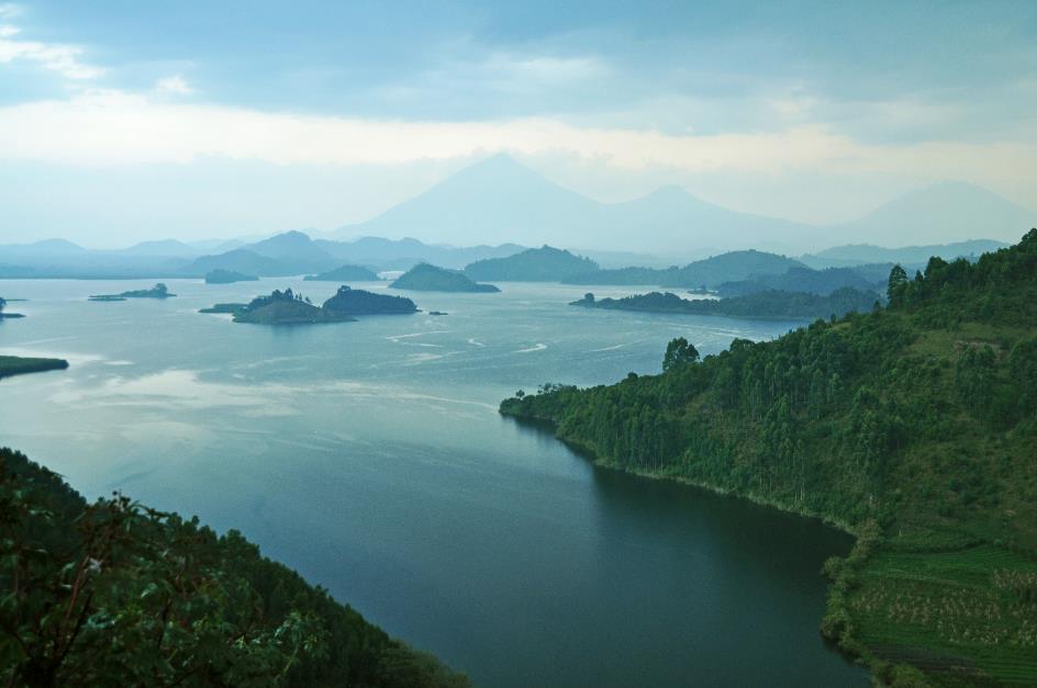 D:\DataFoto\Foto's - Reizen\2016-07-11 Oeganda - Rwanda\19 Naar Lake Mutanda 1\Best Of\OERW2776y.jpg