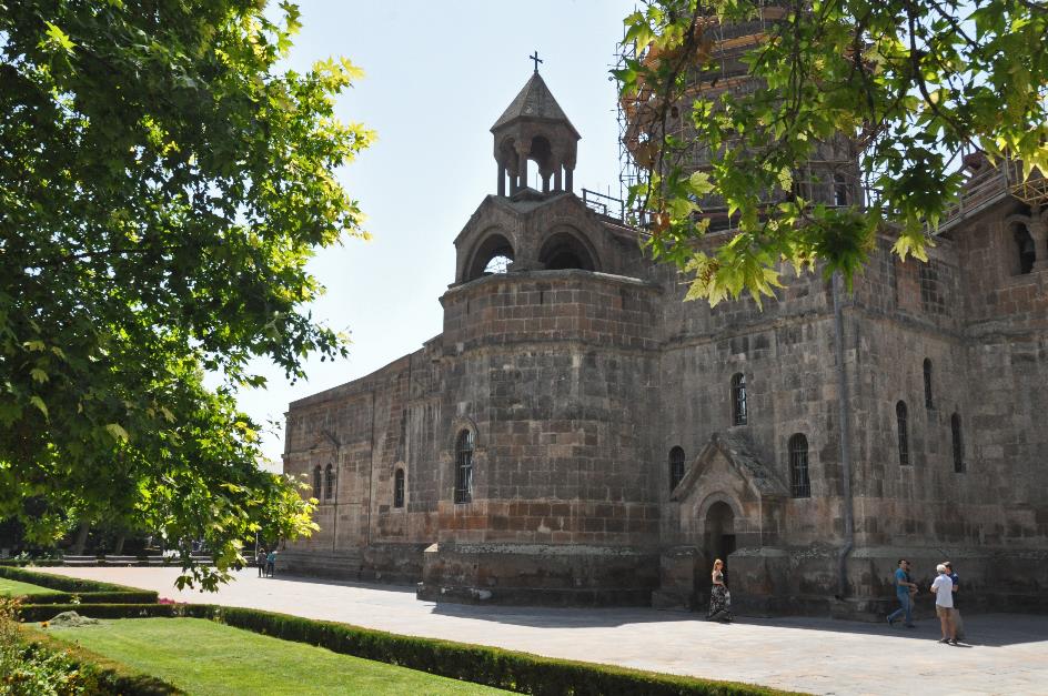 D:\DataFoto\Foto's - Reizen\2017-07-15 Georgie - Armenie (herschikt)\16 Etsjmiadzin\Best Of\GEAM1132q.jpg