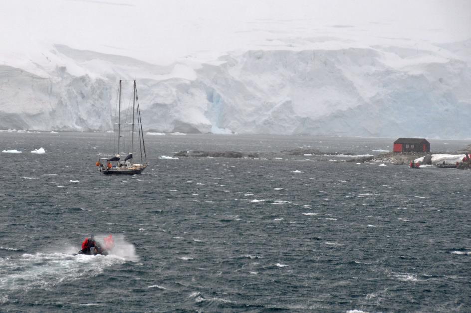 D:\DataFoto\Foto's - Reizen\2018-01-21 Antarctica (herschikt)\15 Port Lockroy\Best Of\ANTA1972y.jpg