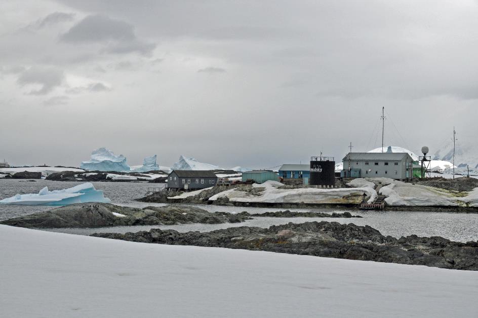 D:\DataFoto\Foto's - Reizen\2018-01-21 Antarctica (herschikt)\18 Vernadskyi Station\Best Of\ANTA2196y.jpg
