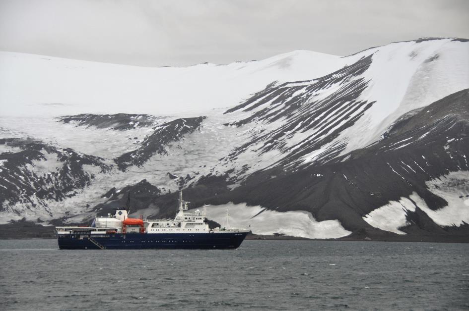 D:\DataFoto\Foto's - Reizen\2018-01-21 Antarctica (herschikt)\24 Deception Island\Best Of\ANTA3058x.jpg