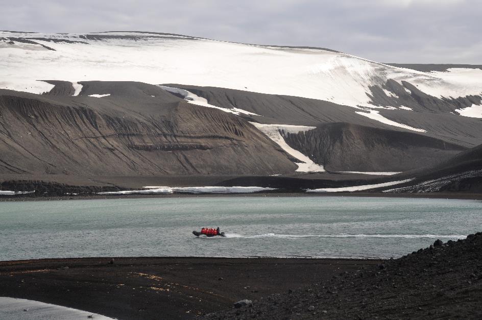 D:\DataFoto\Foto's - Reizen\2018-01-21 Antarctica (herschikt)\25 Telefon Bay\Best Of\ANTA3084x.jpg