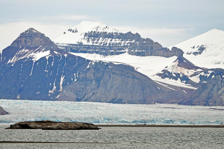 D:\DataFoto\Foto's - Reizen\2018-07-18 Spitsbergen\02 Ny-Alesund\Best Of\SPIT0198y.jpg