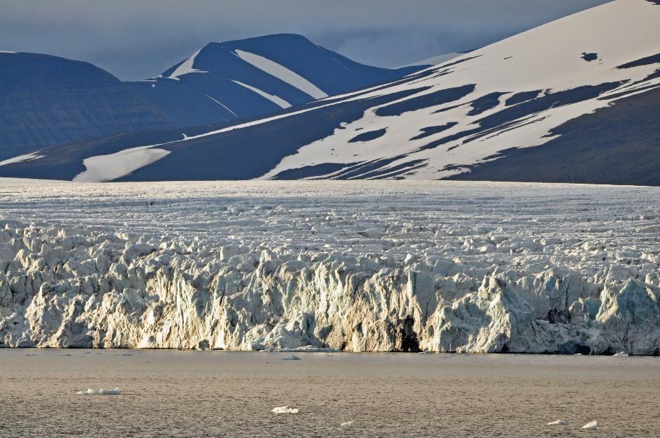 D:\DataFoto\Foto's - Reizen\2018-07-18 Spitsbergen\21 Brepollen\Best Of\SPIT3549y.jpg