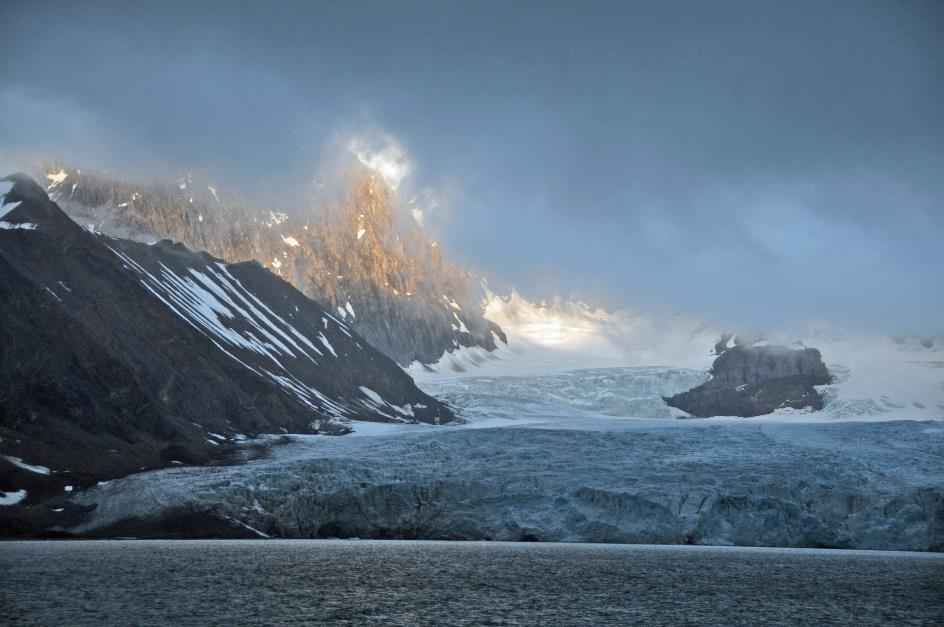 D:\DataFoto\Foto's - Reizen\2018-07-18 Spitsbergen\21 Brepollen\Best Of\SPIT3586y.jpg