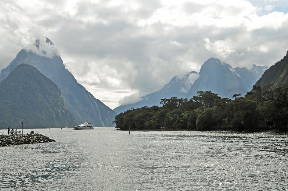 D:\DataFoto\Foto's - Reizen\2019-03-07 Nieuw-Zeeland\33 Milford Sound\Best Of\NWZL3605y.jpg