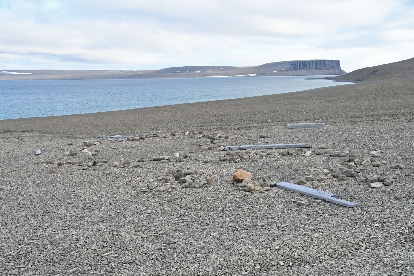 D:\DataFoto\Foto's - Reizen\2023-08-13 Noordwestelijke Doorvaart\33 Beechey Island\Best Of\NWD_3273y.jpg